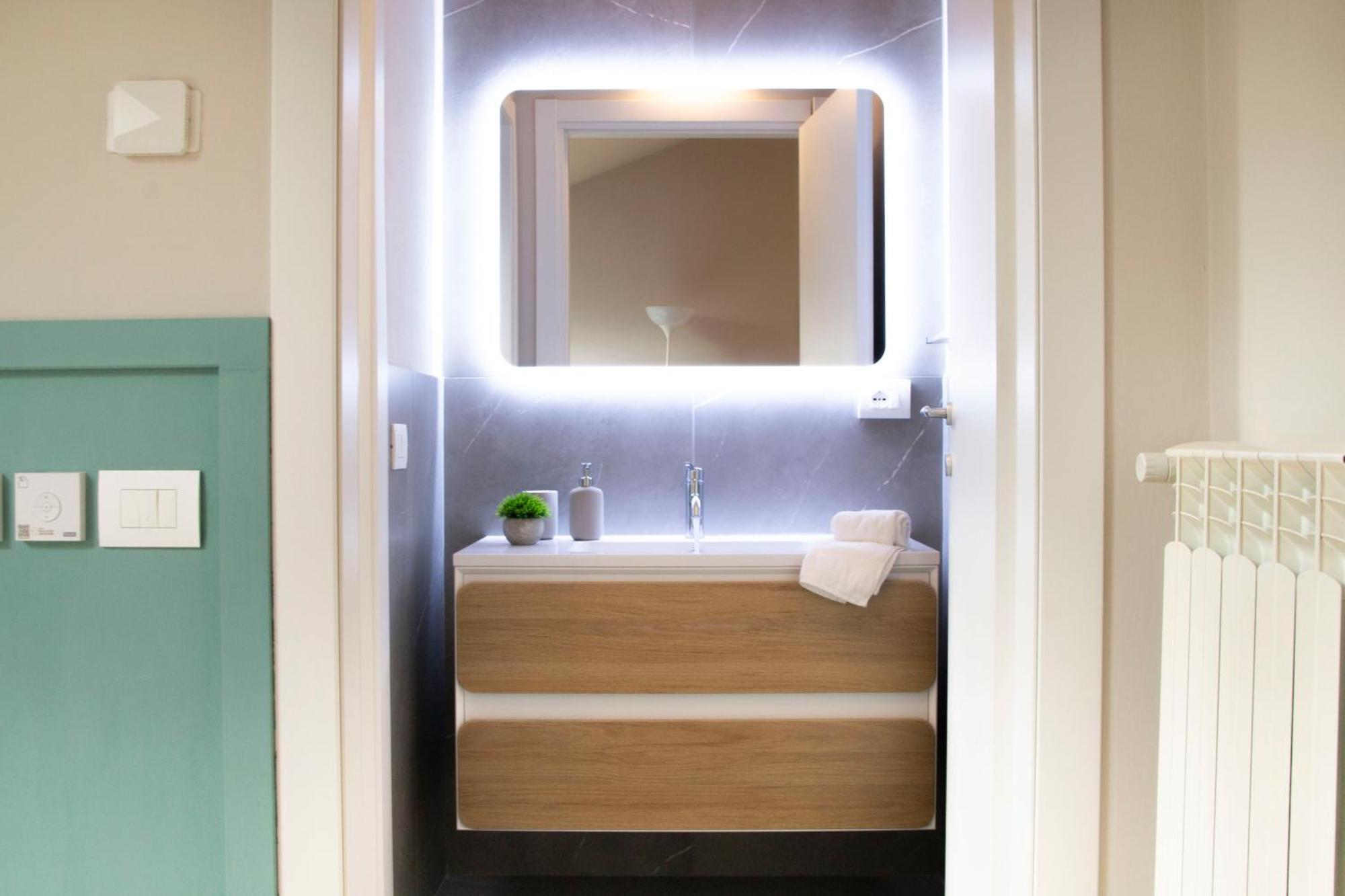 Small Island In Milan Apartment Екстериор снимка